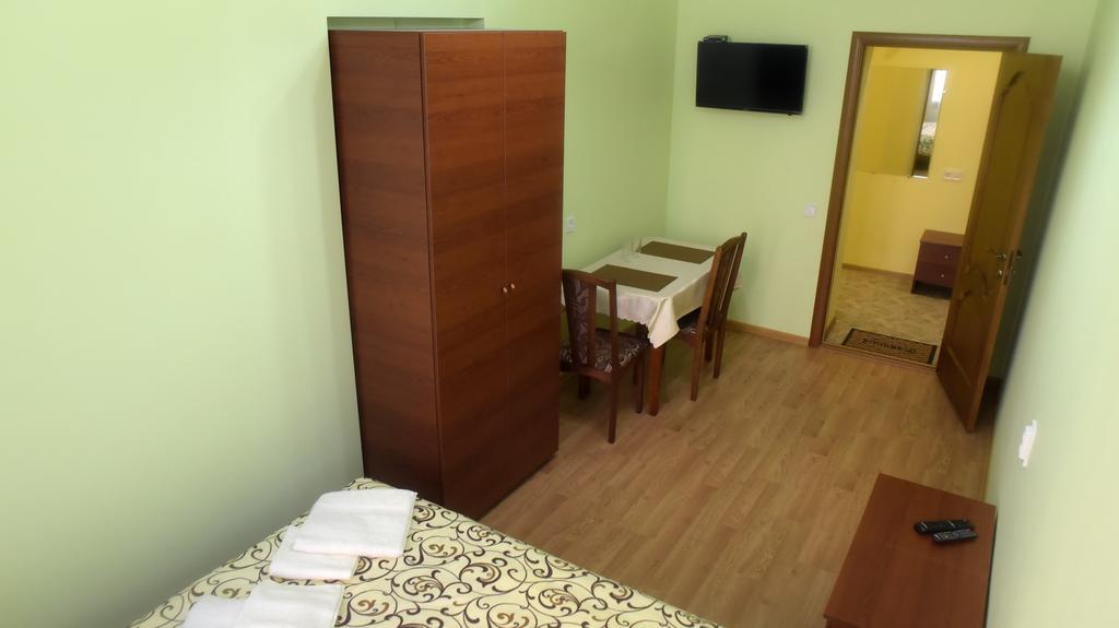 Apartment On Voloshyna Lviv Luaran gambar